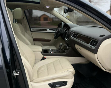 Синий Фольксваген Туарег, объемом двигателя 3.6 л и пробегом 369 тыс. км за 15000 $, фото 7 на Automoto.ua