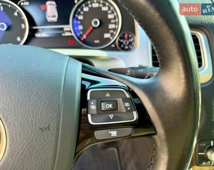 Синій Фольксваген Туарег, об'ємом двигуна 3 л та пробігом 160 тис. км за 29999 $, фото 41 на Automoto.ua