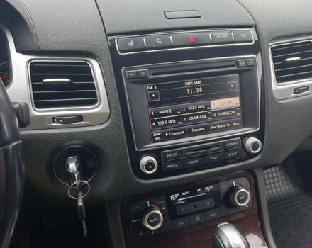 Синий Фольксваген Туарег, объемом двигателя 2.97 л и пробегом 190 тыс. км за 24800 $, фото 33 на Automoto.ua