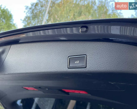 Синий Фольксваген Туарег, объемом двигателя 3 л и пробегом 102 тыс. км за 35900 $, фото 35 на Automoto.ua