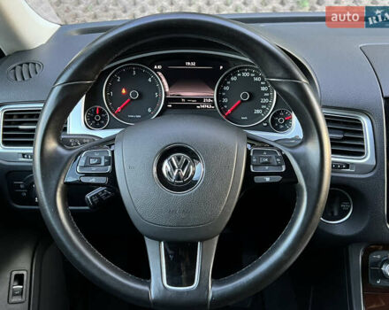 Синий Фольксваген Туарег, объемом двигателя 3 л и пробегом 102 тыс. км за 35900 $, фото 46 на Automoto.ua