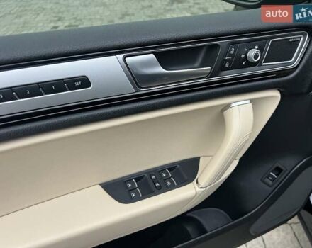 Фольксваген Туарег 2016 в Ровно на Automoto.ua Синий Фольксваген Туарег, объемом двигателя 3 л и пробегом 274 тыс. км за 25900 $, фото 33 на Automoto.ua