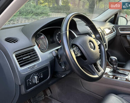 Синий Фольксваген Туарег, объемом двигателя 3 л и пробегом 102 тыс. км за 35900 $, фото 30 на Automoto.ua