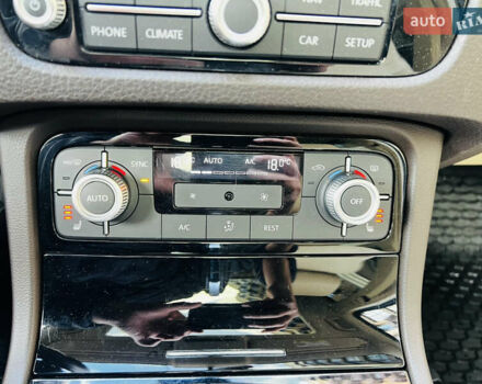 Синий Фольксваген Туарег, объемом двигателя 3 л и пробегом 182 тыс. км за 24900 $, фото 28 на Automoto.ua