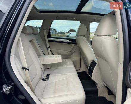 Синий Фольксваген Туарег, объемом двигателя 3 л и пробегом 182 тыс. км за 24900 $, фото 16 на Automoto.ua