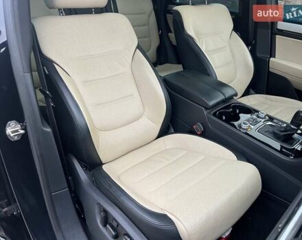 Фольксваген Туарег 2016 в Ровно на Automoto.ua Синий Фольксваген Туарег, объемом двигателя 3 л и пробегом 274 тыс. км за 25900 $, фото 27 на Automoto.ua