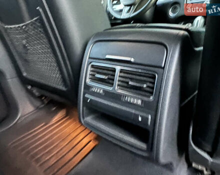 Синий Фольксваген Туарег, объемом двигателя 3 л и пробегом 102 тыс. км за 35900 $, фото 56 на Automoto.ua