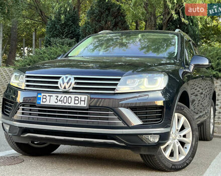 Синий Фольксваген Туарег, объемом двигателя 3 л и пробегом 102 тыс. км за 35900 $, фото 3 на Automoto.ua