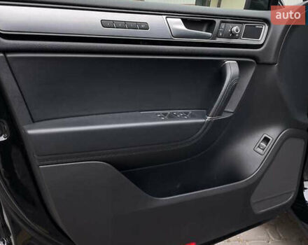 Синий Фольксваген Туарег, объемом двигателя 2.97 л и пробегом 106 тыс. км за 24700 $, фото 12 на Automoto.ua