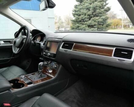 Синий Фольксваген Туарег, объемом двигателя 3 л и пробегом 73 тыс. км за 13000 $, фото 6 на Automoto.ua