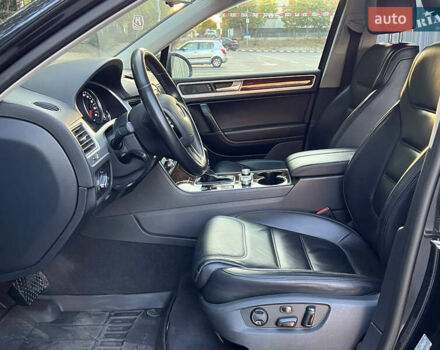 Синий Фольксваген Туарег, объемом двигателя 3 л и пробегом 102 тыс. км за 35900 $, фото 25 на Automoto.ua