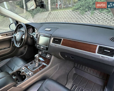 Синий Фольксваген Туарег, объемом двигателя 3 л и пробегом 102 тыс. км за 35900 $, фото 43 на Automoto.ua