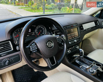 Синий Фольксваген Туарег, объемом двигателя 3 л и пробегом 182 тыс. км за 24900 $, фото 24 на Automoto.ua