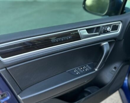 Синий Фольксваген Туарег, объемом двигателя 3 л и пробегом 151 тыс. км за 24999 $, фото 7 на Automoto.ua