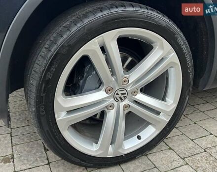 Фольксваген Туарег 2016 в Ровно на Automoto.ua Синий Фольксваген Туарег, объемом двигателя 3 л и пробегом 274 тыс. км за 25900 $, фото 77 на Automoto.ua