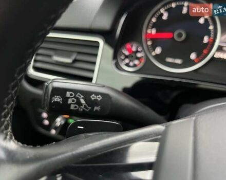 Фольксваген Туарег 2016 в Ровно на Automoto.ua Синий Фольксваген Туарег, объемом двигателя 3 л и пробегом 274 тыс. км за 25900 $, фото 64 на Automoto.ua