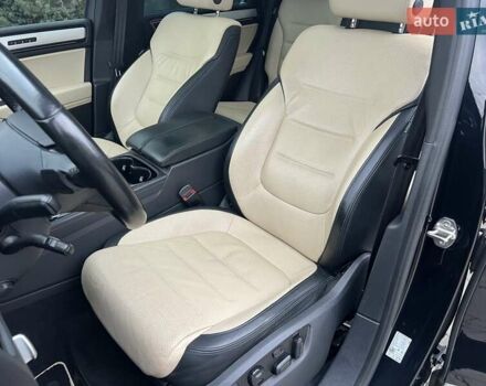 Фольксваген Туарег 2016 в Ровно на Automoto.ua Синий Фольксваген Туарег, объемом двигателя 3 л и пробегом 274 тыс. км за 25900 $, фото 26 на Automoto.ua