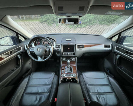 Синий Фольксваген Туарег, объемом двигателя 3 л и пробегом 102 тыс. км за 35900 $, фото 45 на Automoto.ua