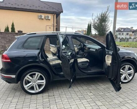 Фольксваген Туарег 2016 в Ровно на Automoto.ua Синий Фольксваген Туарег, объемом двигателя 3 л и пробегом 274 тыс. км за 25900 $, фото 17 на Automoto.ua