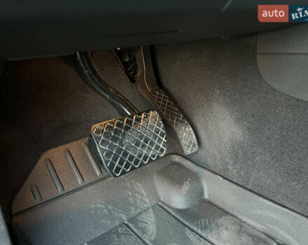 Синий Фольксваген Туарег, объемом двигателя 3 л и пробегом 102 тыс. км за 35900 $, фото 31 на Automoto.ua