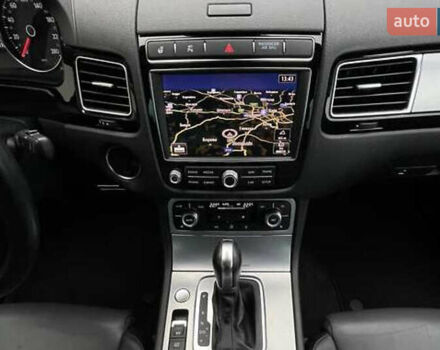 Синий Фольксваген Туарег, объемом двигателя 2.97 л и пробегом 106 тыс. км за 24700 $, фото 16 на Automoto.ua