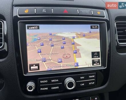 Фольксваген Туарег 2016 в Ровно на Automoto.ua Синий Фольксваген Туарег, объемом двигателя 3 л и пробегом 274 тыс. км за 25900 $, фото 59 на Automoto.ua