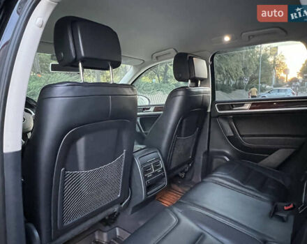 Синий Фольксваген Туарег, объемом двигателя 3 л и пробегом 102 тыс. км за 35900 $, фото 54 на Automoto.ua