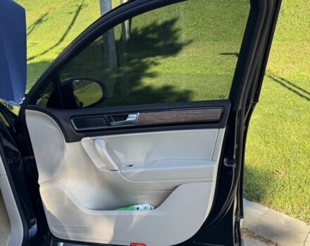 Фольксваген Туарег 2016 в Киеве на Automoto.ua Синий Фольксваген Туарег, объемом двигателя 3 л и пробегом 245 тыс. км за 23000 $, фото 18 на Automoto.ua