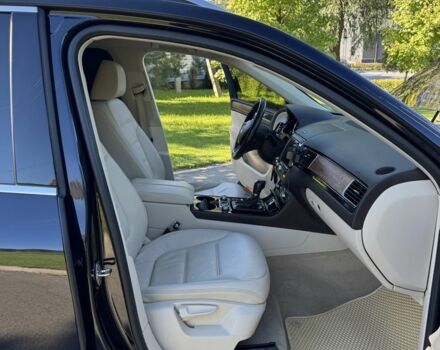 Фольксваген Туарег 2016 в Киеве на Automoto.ua Синий Фольксваген Туарег, объемом двигателя 3 л и пробегом 245 тыс. км за 23000 $, фото 19 на Automoto.ua