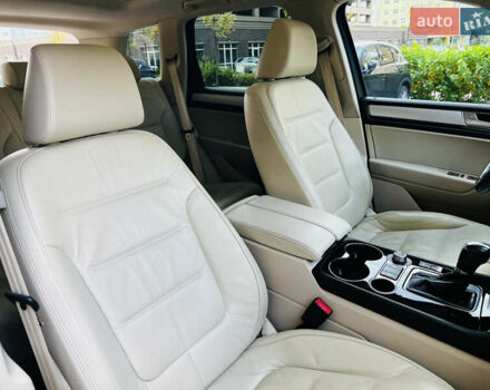 Синий Фольксваген Туарег, объемом двигателя 3 л и пробегом 182 тыс. км за 24900 $, фото 37 на Automoto.ua