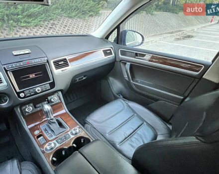 Синий Фольксваген Туарег, объемом двигателя 3 л и пробегом 102 тыс. км за 35900 $, фото 47 на Automoto.ua