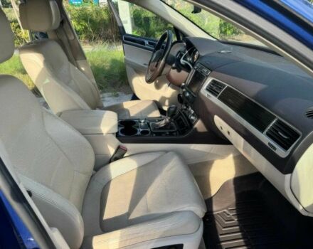 Синій Фольксваген Туарег, об'ємом двигуна 3.6 л та пробігом 51 тис. км за 4100 $, фото 10 на Automoto.ua