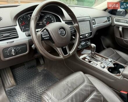 Синий Фольксваген Туарег, объемом двигателя 2.97 л и пробегом 196 тыс. км за 29999 $, фото 46 на Automoto.ua