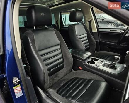 Синій Фольксваген Туарег, об'ємом двигуна 3 л та пробігом 199 тис. км за 27999 $, фото 32 на Automoto.ua