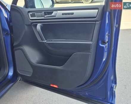 Синій Фольксваген Туарег, об'ємом двигуна 3 л та пробігом 199 тис. км за 27999 $, фото 40 на Automoto.ua