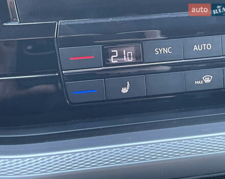 Синий Фольксваген Туарег, объемом двигателя 2.97 л и пробегом 89 тыс. км за 39900 $, фото 40 на Automoto.ua