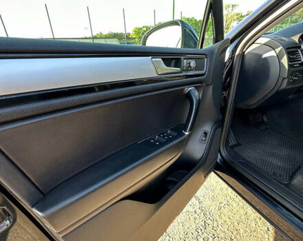 Синий Фольксваген Туарег, объемом двигателя 2.97 л и пробегом 245 тыс. км за 26000 $, фото 11 на Automoto.ua