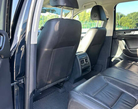 Синий Фольксваген Туарег, объемом двигателя 2.97 л и пробегом 245 тыс. км за 26000 $, фото 7 на Automoto.ua