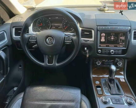 Синий Фольксваген Туарег, объемом двигателя 3 л и пробегом 178 тыс. км за 27900 $, фото 23 на Automoto.ua