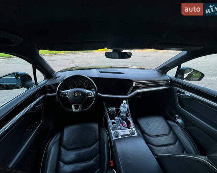 Синій Фольксваген Туарег, об'ємом двигуна 3 л та пробігом 262 тис. км за 29500 $, фото 15 на Automoto.ua