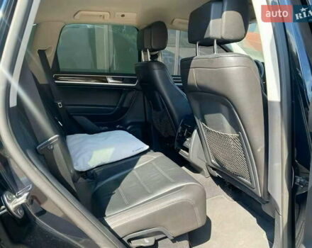 Синий Фольксваген Туарег, объемом двигателя 3 л и пробегом 178 тыс. км за 27900 $, фото 19 на Automoto.ua