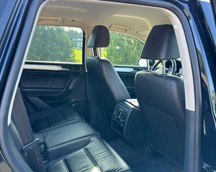 Синий Фольксваген Туарег, объемом двигателя 2.97 л и пробегом 245 тыс. км за 26000 $, фото 5 на Automoto.ua