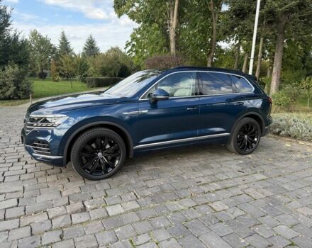 Синий Фольксваген Туарег, объемом двигателя 3 л и пробегом 180 тыс. км за 51000 $, фото 1 на Automoto.ua