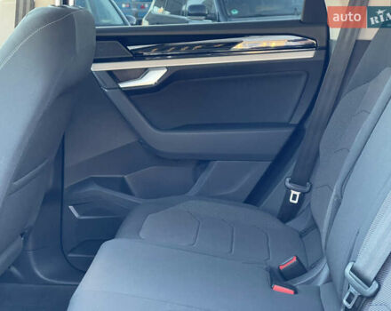 Синій Фольксваген Туарег, об'ємом двигуна 2.97 л та пробігом 90 тис. км за 37700 $, фото 37 на Automoto.ua