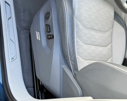 Синий Фольксваген Туарег, объемом двигателя 3 л и пробегом 180 тыс. км за 51000 $, фото 6 на Automoto.ua