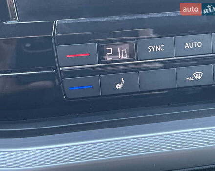 Синій Фольксваген Туарег, об'ємом двигуна 2.97 л та пробігом 90 тис. км за 37700 $, фото 25 на Automoto.ua