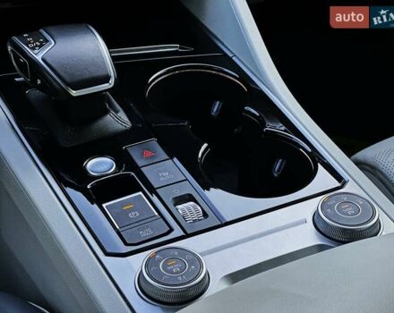 Синій Фольксваген Туарег, об'ємом двигуна 2.97 л та пробігом 125 тис. км за 59000 $, фото 30 на Automoto.ua