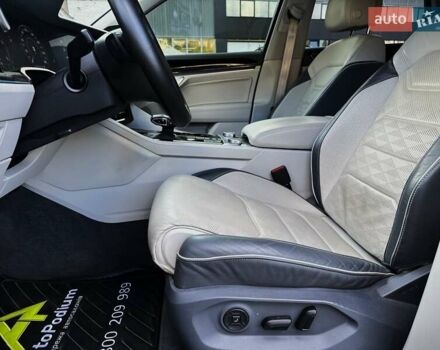 Синій Фольксваген Туарег, об'ємом двигуна 2.97 л та пробігом 125 тис. км за 59000 $, фото 20 на Automoto.ua