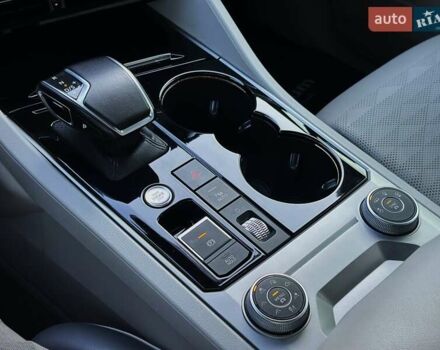 Синій Фольксваген Туарег, об'ємом двигуна 2.97 л та пробігом 125 тис. км за 59000 $, фото 39 на Automoto.ua