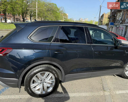 Синий Фольксваген Туарег, объемом двигателя 3 л и пробегом 218 тыс. км за 39000 $, фото 8 на Automoto.ua